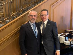 El Dr. Vicente Guillem con el Dr. Cliford Hudis (Hospital Memorial Sloan Kettering, New York)